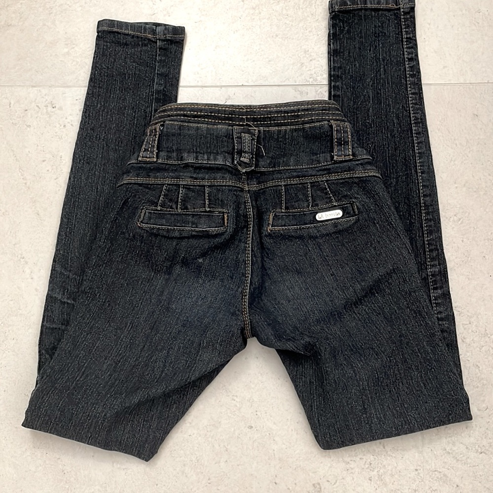 HIGH RISE JEANS - Picture 2 of 3